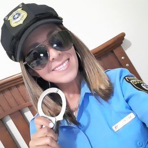 Meet your Posher, Yvette